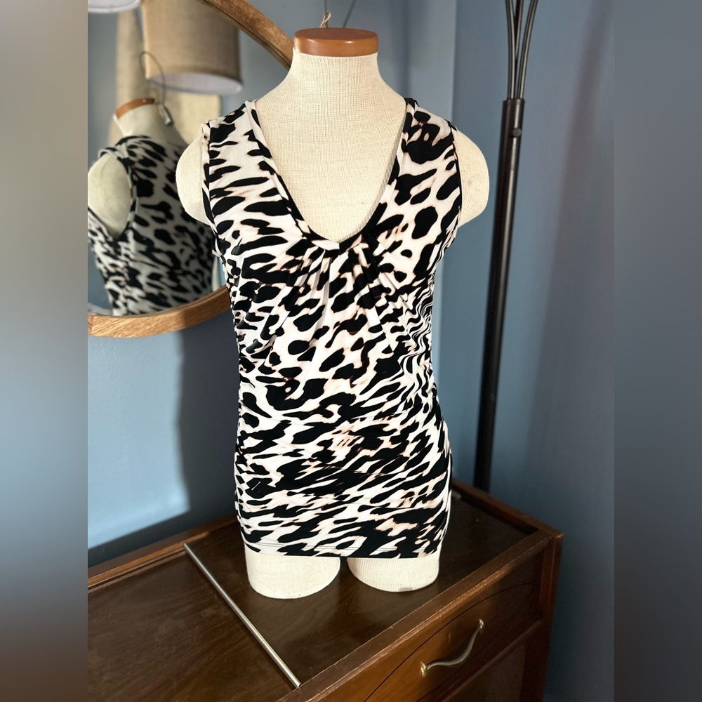 New York & Company Women’s Sleeveless Top